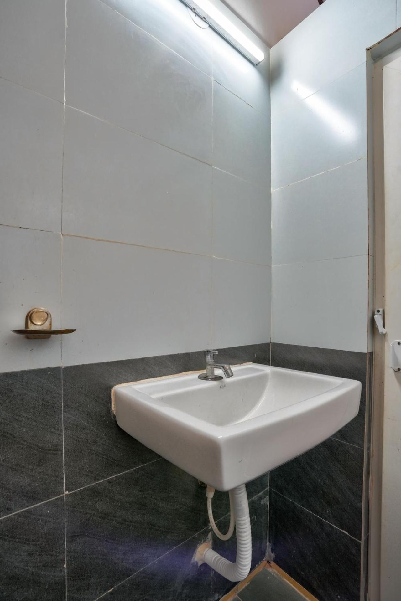 Golden Rice Resort & Cottages Candolim Eksteriør billede